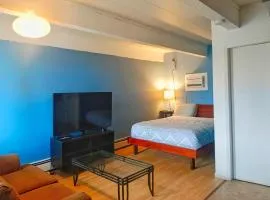 Caravan Motel