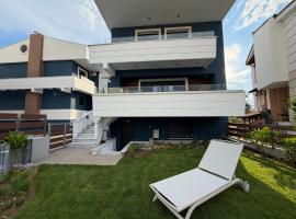Azur Mare Luxury Villas, hotel din Néoi Epivátai