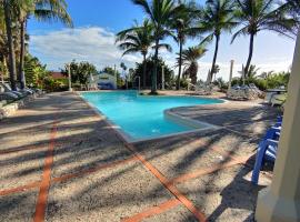 Hotel Restaurant Playazul、Arroyo Secoのホテル