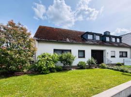 Gästehaus Am Rebenhang, hotel en Mehring