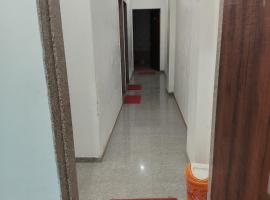 Hotel KHATU SHYAM NIWAS, viešbutis mieste Khātu