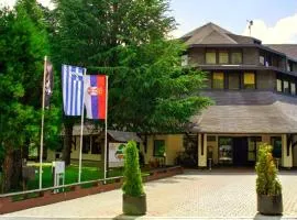 Hotel Junior