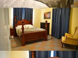 Authentic Local Stay 3 min to Beach 2B AC