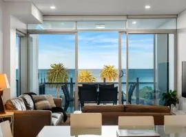 Paradise Peak - Ocean Views in Central Victor Harbor