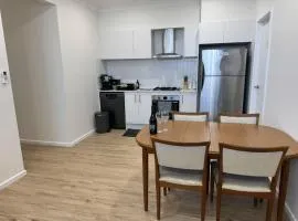 Cozy Family Escape for 8 in New Build Menangle Park
