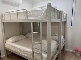 Private Modern Room for 4 person in Menangle Park