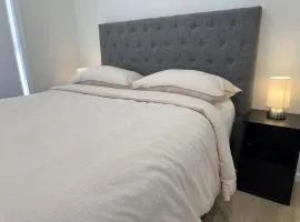 Private room in home in Menangle Park, Australia