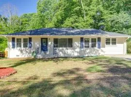 Pet-Friendly Gwinnett County Home Near Lake Lanier