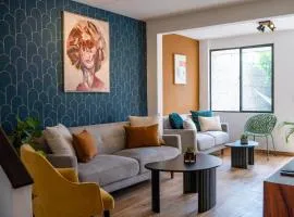 Spacious house in Santa Elena near USA embassy!