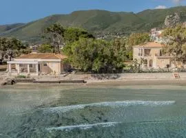 Sandy Pines Villas