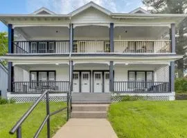 Walkable 3-Unit Hub: 8 Mi to Micron Technology!