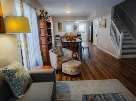 Chesapeake Chalet- Cozy,Close to Hard Rock and All