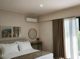 Velia Rooms