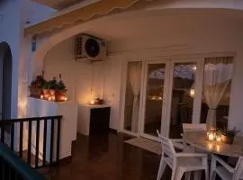 APARTAMENTO CON ENCANTO EN RESIDENCIAL CON PISCINA