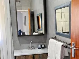 Tarrentoela garden flatlet