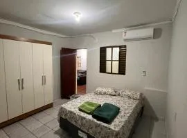 Casa próximo a UFR - QUARTO SALA E COZINHA EQUIPADA