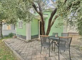 Apartments by the sea Kastel Stafilic, Kastela - 27151