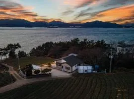 Namhae Mansion Morak