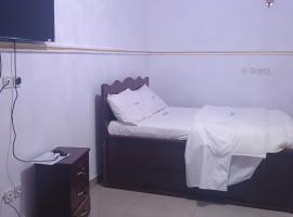 Sky Blue Guest House - Buea, готель у місті Buea