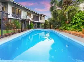 Tropica Lookout A Serene Coastal Pool House