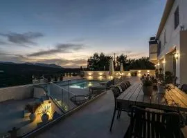 Elea Horizon Villa - Luxury Among the Olive Groves