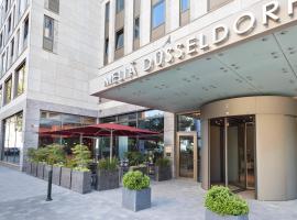 डुसेल्डॉर्फ़ में, होटल Meliá Düsseldorf