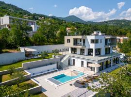 Casa Calme With Spa And Gym, hotel a Poljane