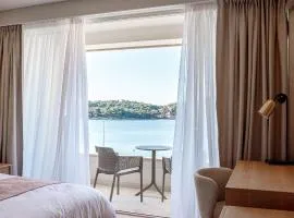 Hotel M