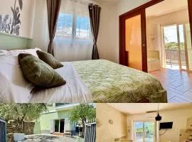 Leto's APARTMENT in Sanremo - parking & garden