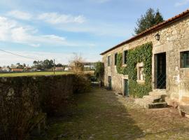 Casa de Sta Margarida da Portela, maamaja sihtkohas Vila de Punhe