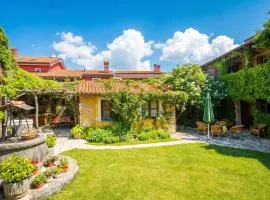 Holiday Home Rozina - Happy Rentals