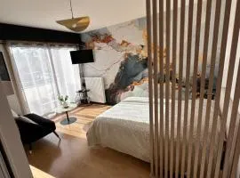 Charmant Studio