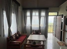 The Himalayan Munros, hotel i Chaubattia