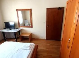 Mesta Room
