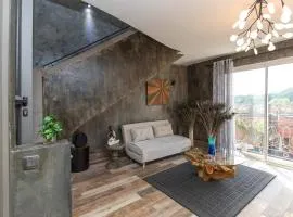 Charming Duplex Mauritius' Little Venice