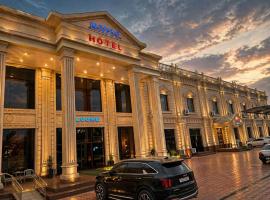 Qarshi में, होटल Hayot Hotel Skazka