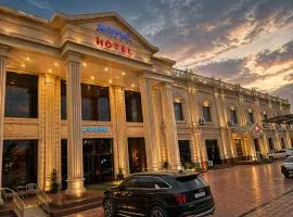 Hayot Hotel Skazka