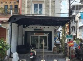 Medan Dazhong Backpacker's Hostel, hotel en Medan