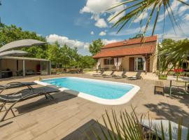 Villa Pax Promona ZadarVillas, khách sạn ở Puljane
