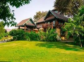 Ben'BaanSuan Lanna Villa