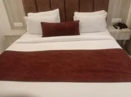 Hotel the avalon stay