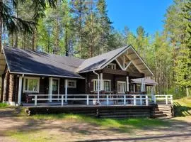 Holiday Home Kilpolan karoliina by Interhome