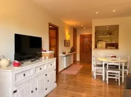 Tu refugio acogedor- Wi-Fi, vistas y confort - Muntanyó 1