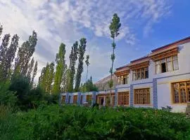 Kailash Mansarovar Homestay & Guest House