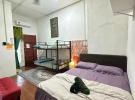Roomstay Evergreen Cassa Bonda