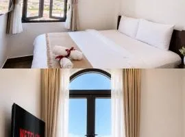 Amelia House - Boutique Hotel