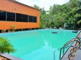 Hideaway Village Homestay