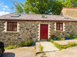 Old Oak Barn - Two bedroom rural barn in woodland