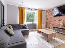 Spacious and Comfy 3BDR House Family-friendly