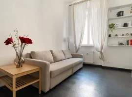 GuestHost - Comfy Studio Vetra MM4 X2